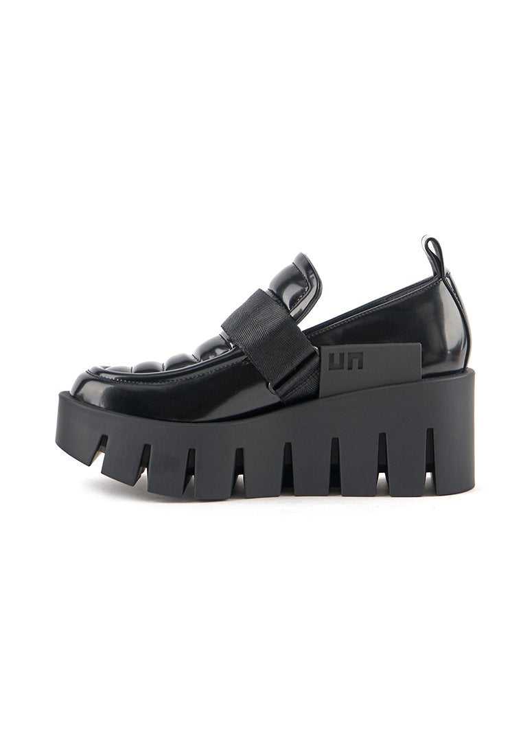 United Nude