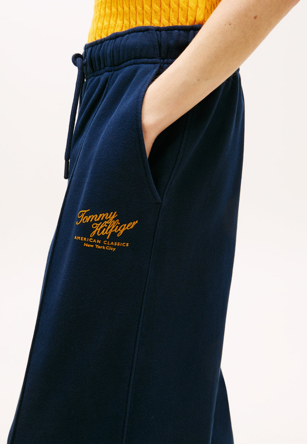 LOGO RELAXED TERRY DRAWSTRING JOGGERS Media 5
