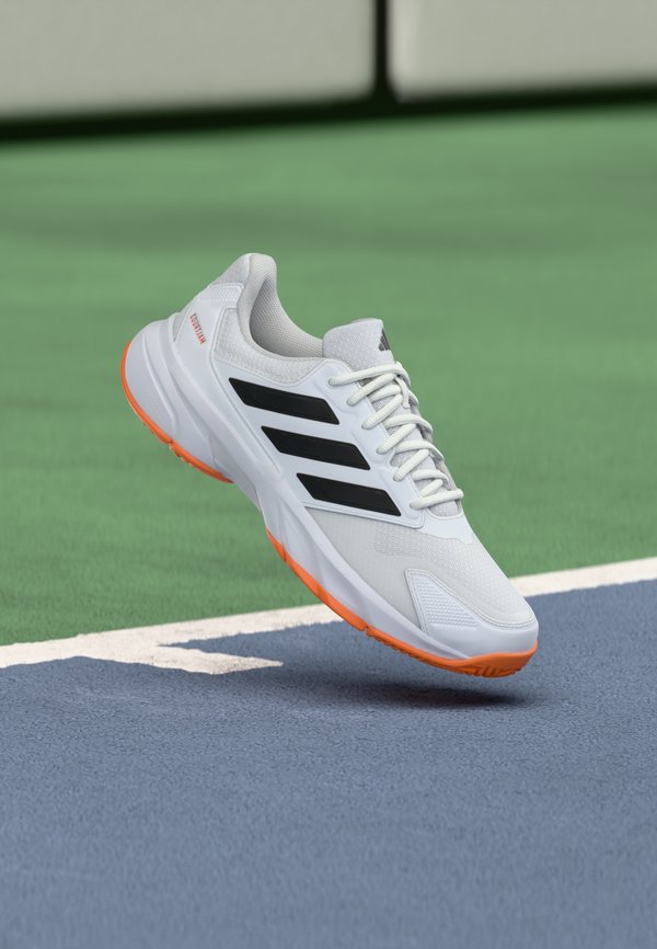 adidas Performance COURTJAM CONTROL 3