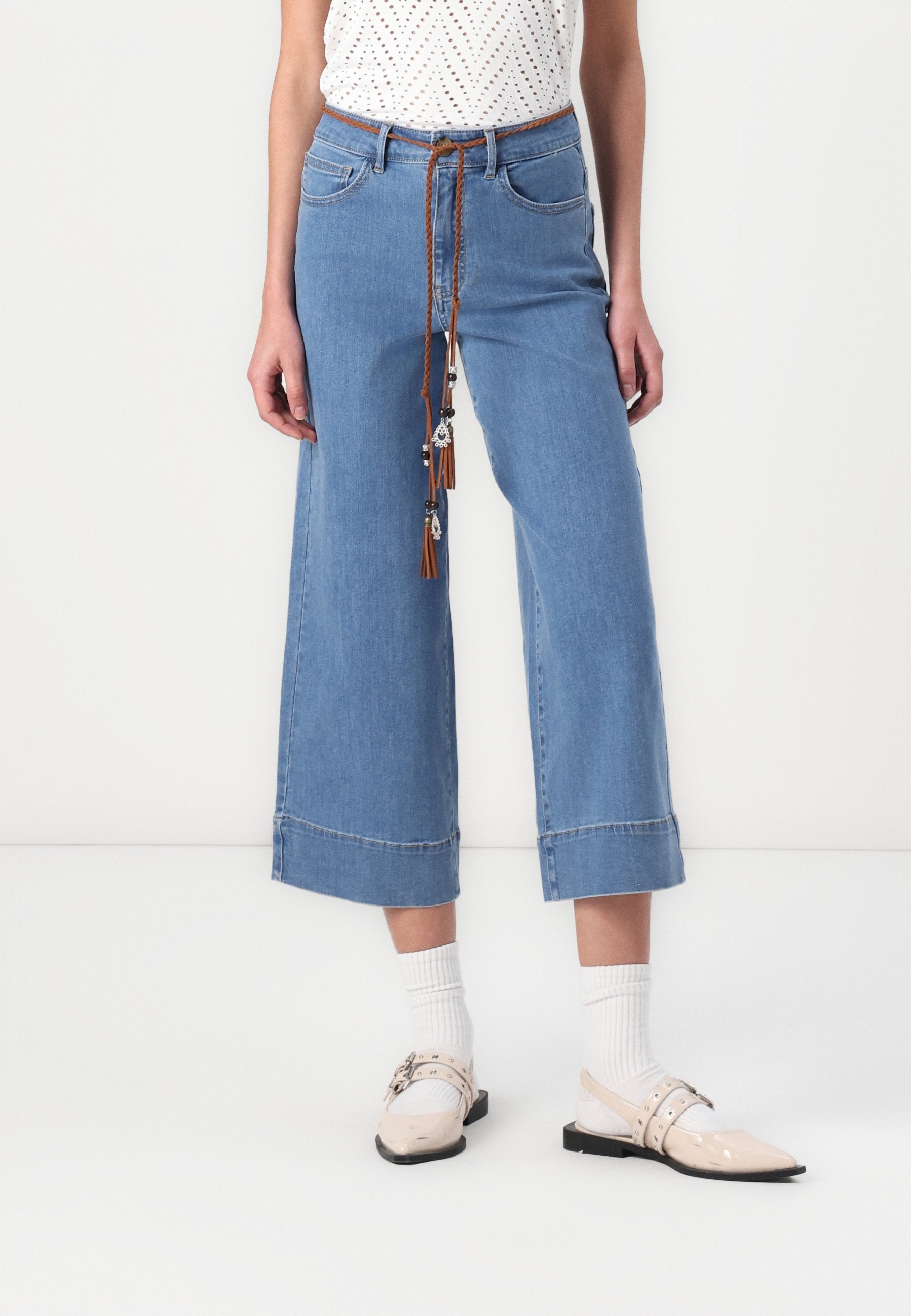 Wide-fit ONLMADISON High waist Wide Leg Fit Cropped Media 3