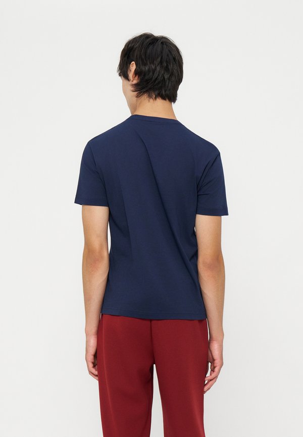 EA7 Emporio Armani