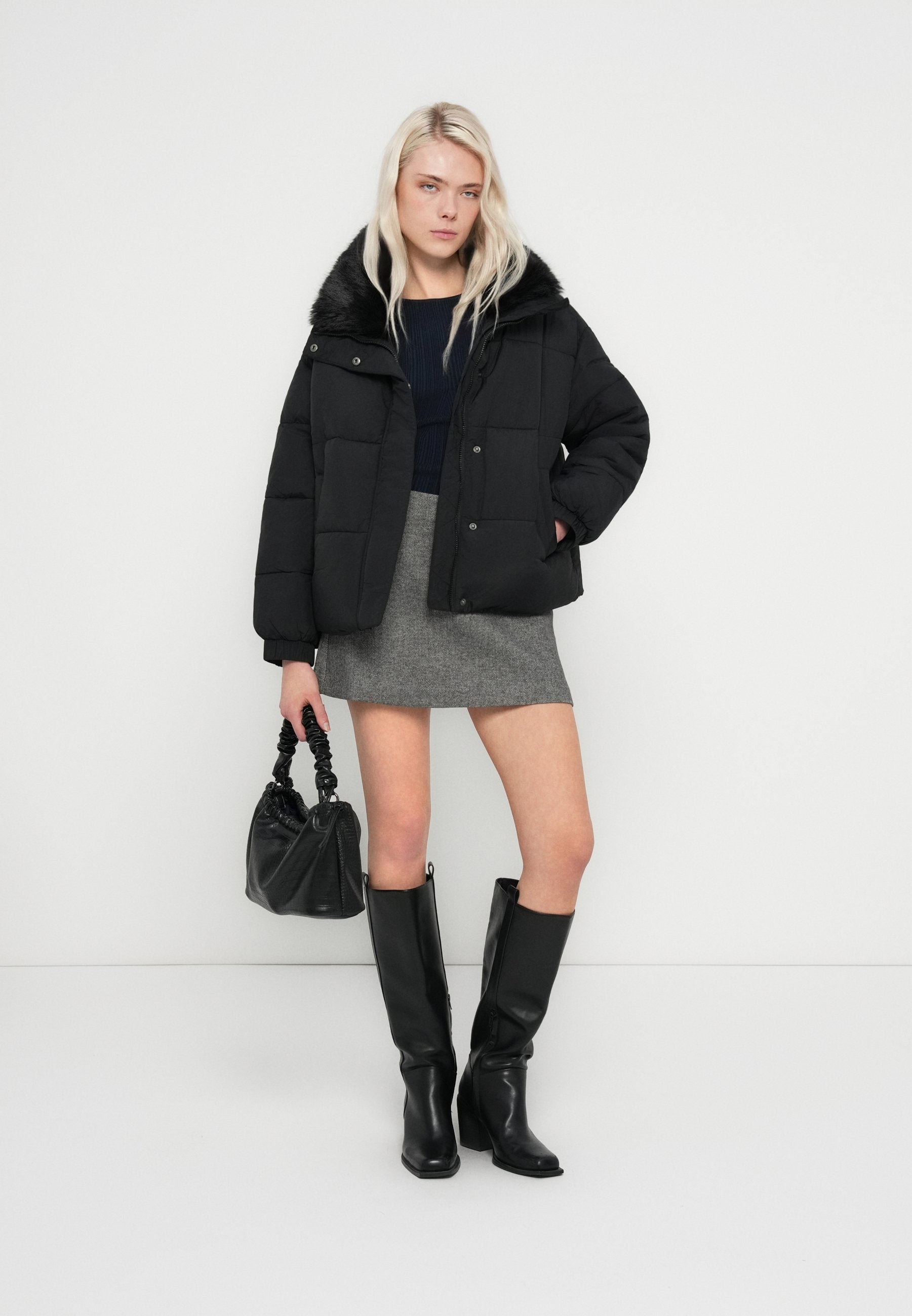 GAP PUFFER COLLAR