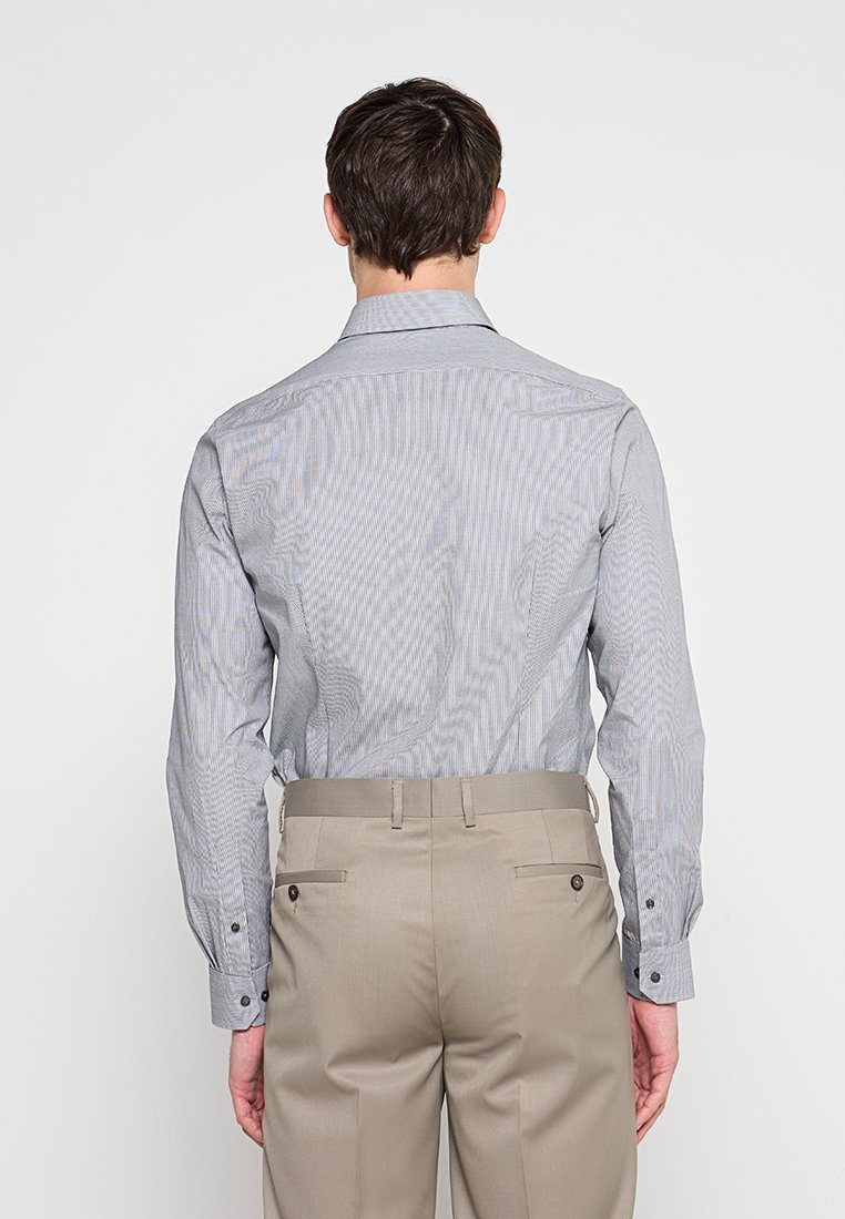 Michael Kors SLIM FIT