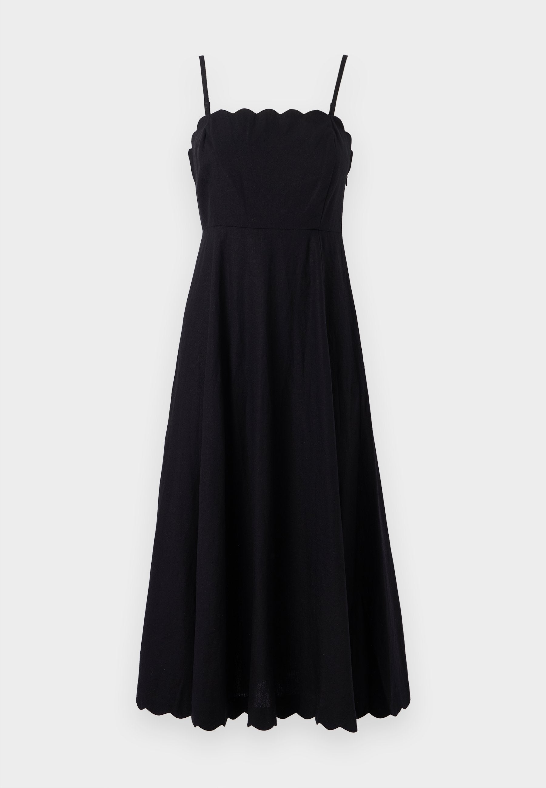 Schwarzes ärmelloses Kleid mit gewelltem Ausschnitt, tailliertem Oberteil und ausgestelltem Rock. Hergestellt aus leichtem Stoff mit glatter Textur.