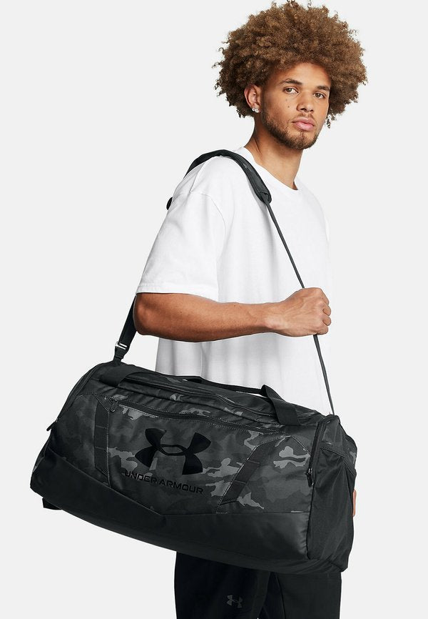 Under Armour UNDENIABLE 5.0 MEDIUM - Sports bag - black