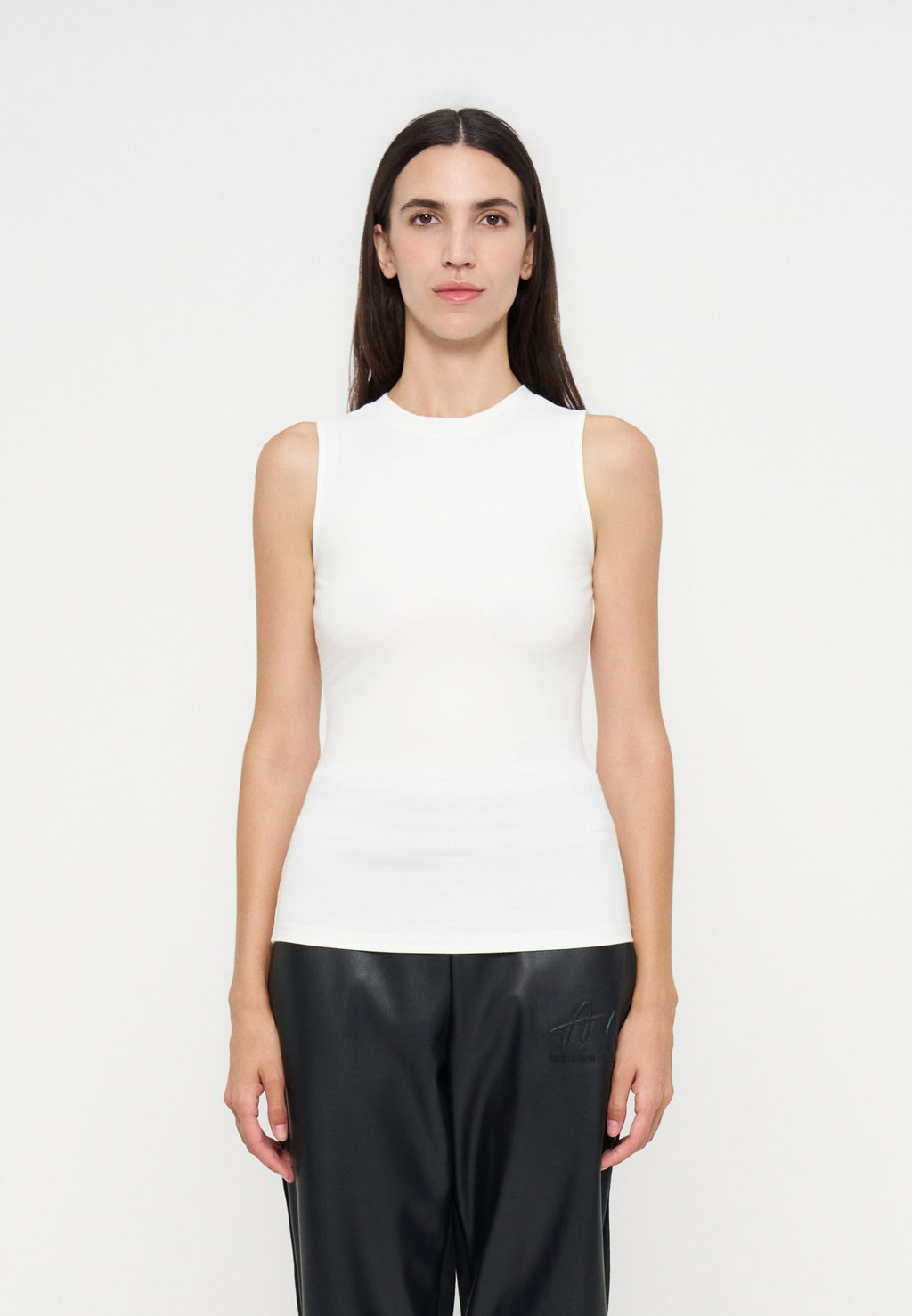 Armani Exchange Top Media 1