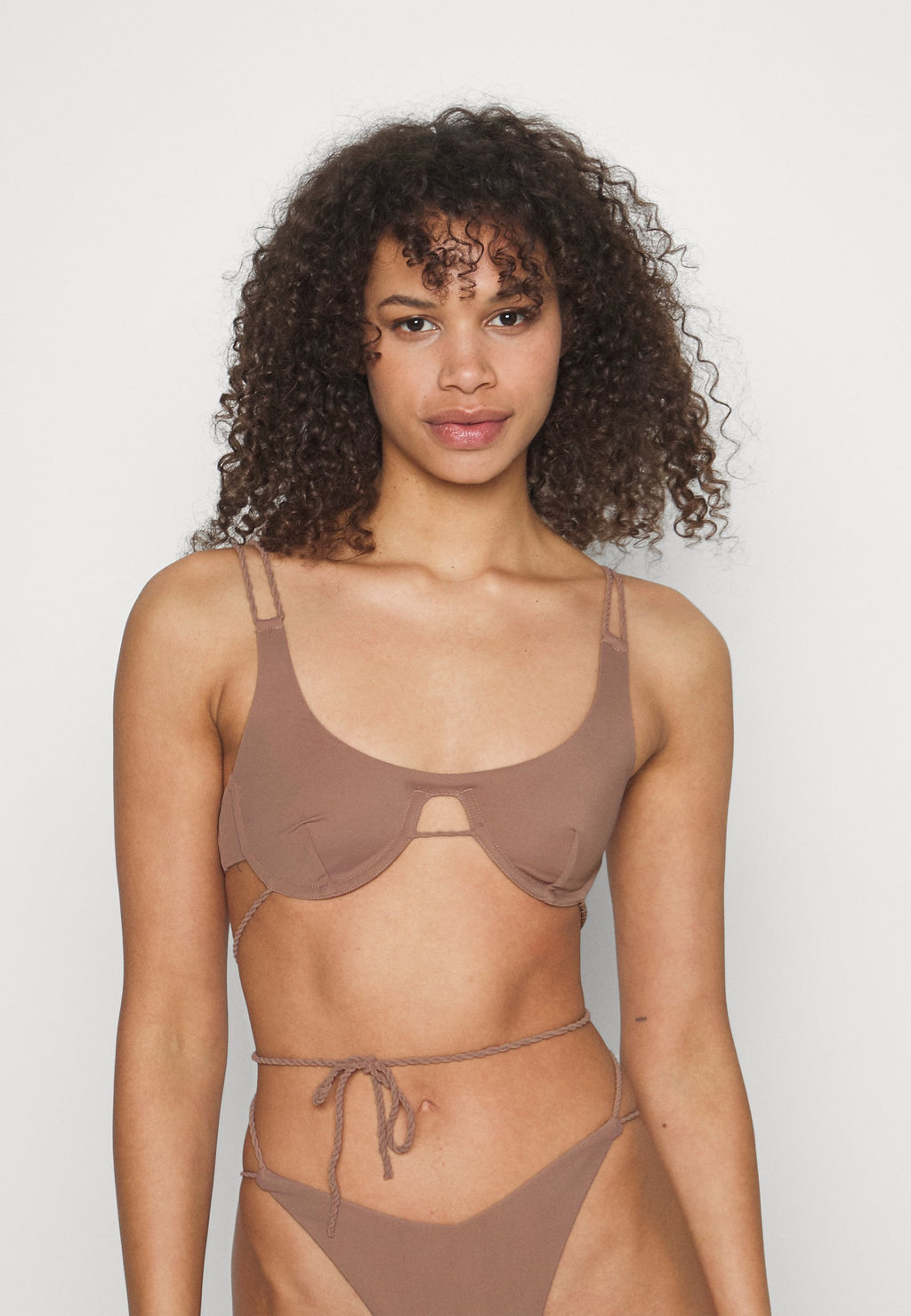 We Are We Wear SAMIRA UNDERWIRE CHAIN STRAP