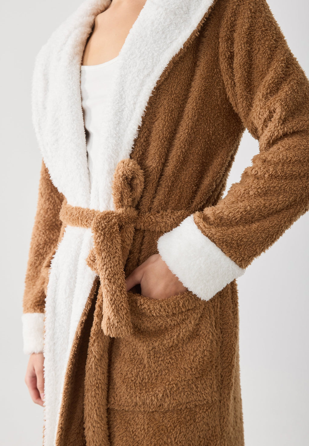 Anna Field FLUFFY HOODED BATHROBE