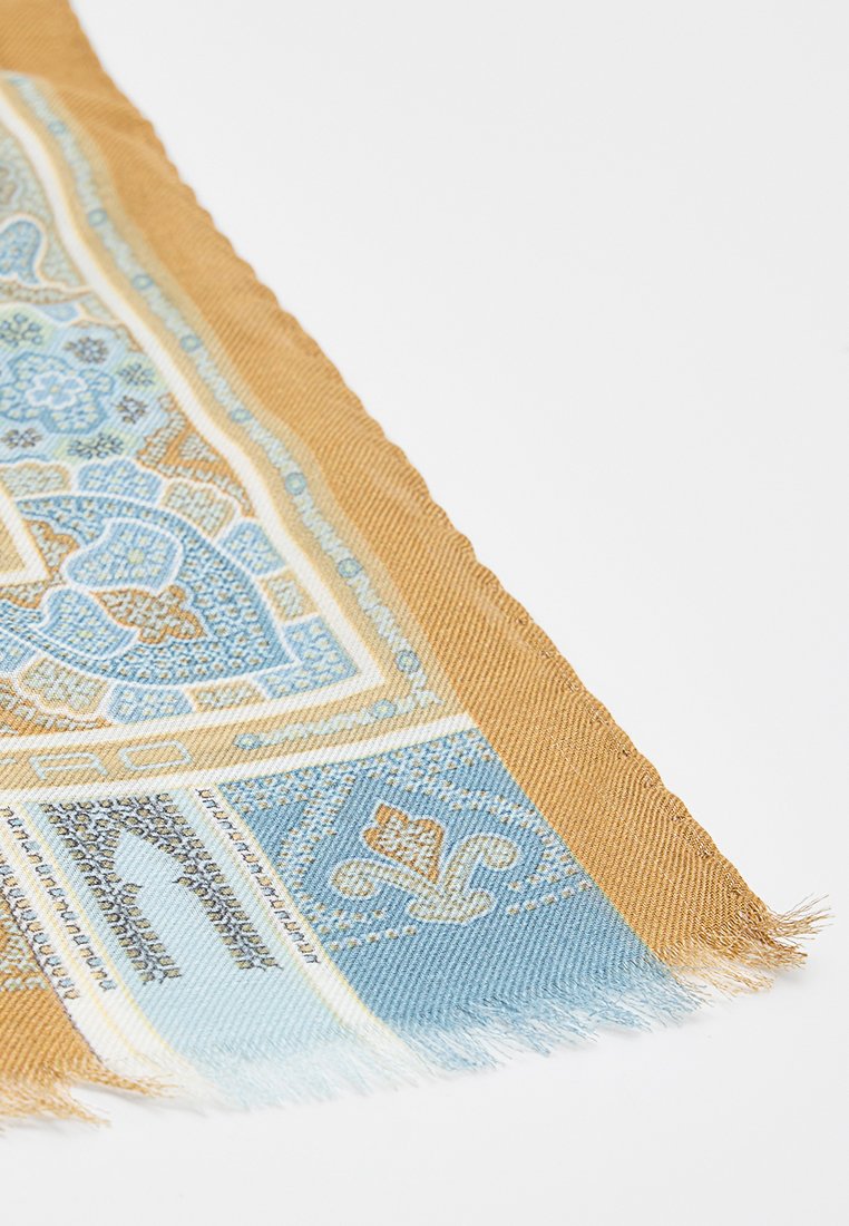 ETRO