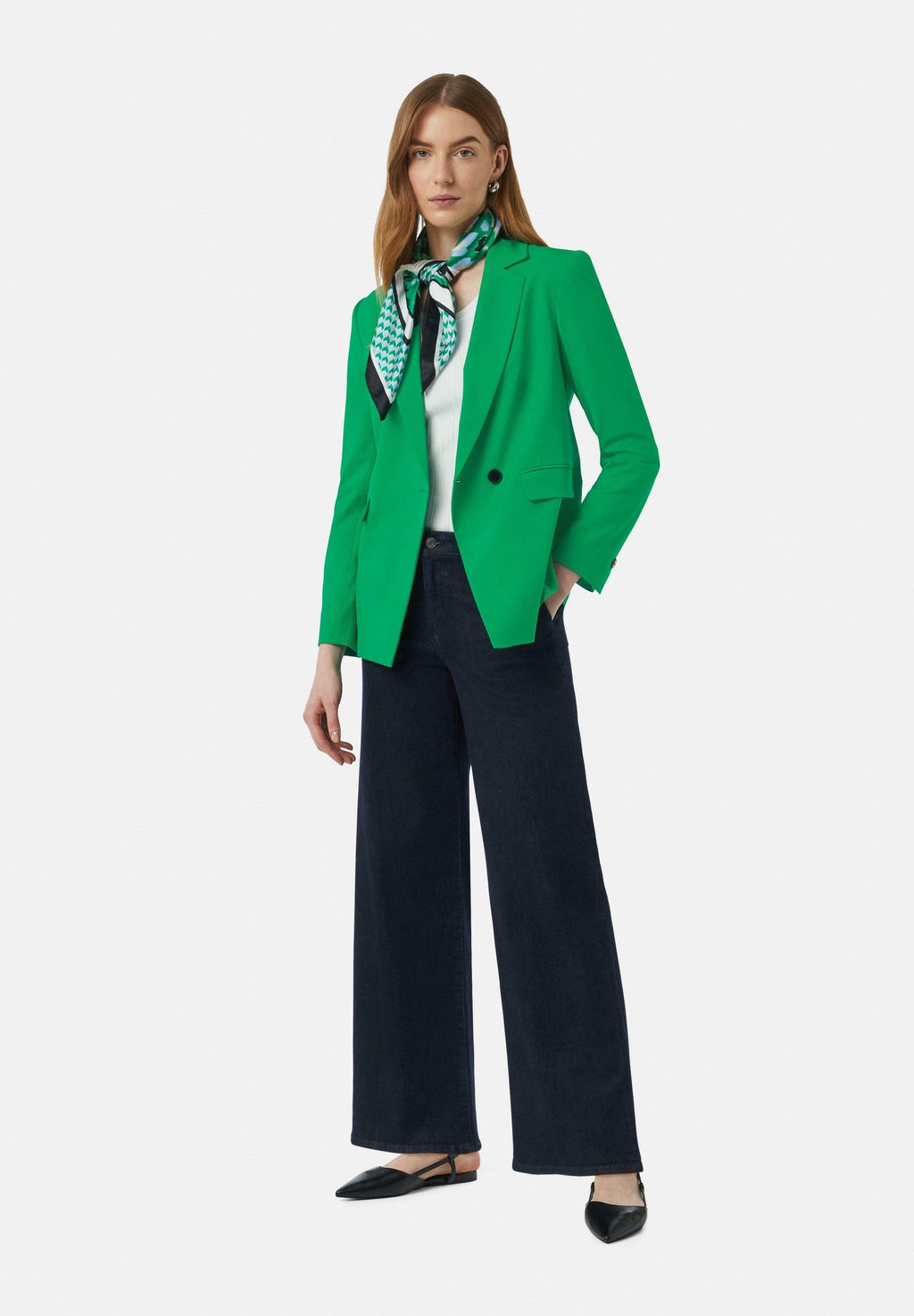 comma Blazer Media 2