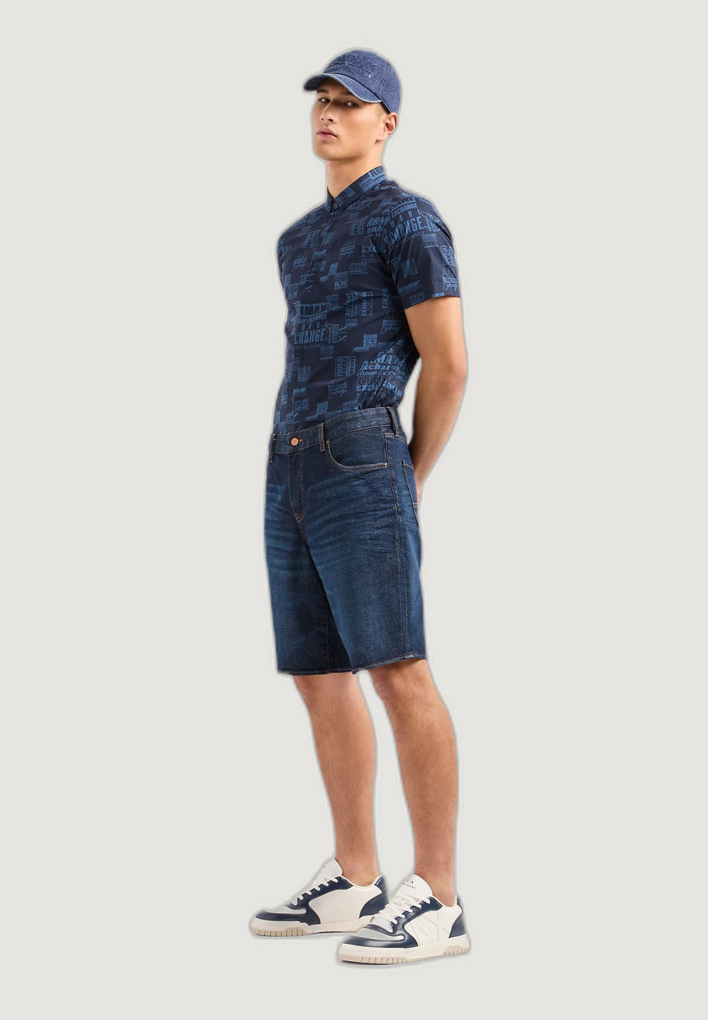 ZNEAZ SLIM FIT Media 1