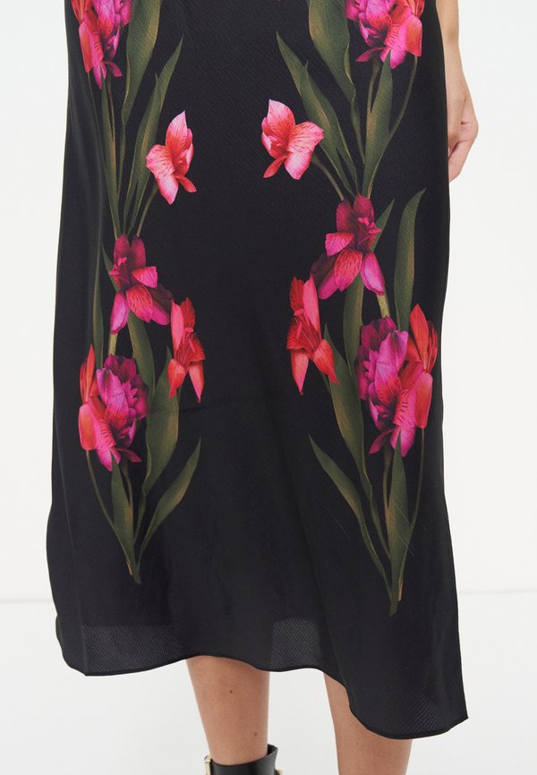 Ted Baker LUCERN