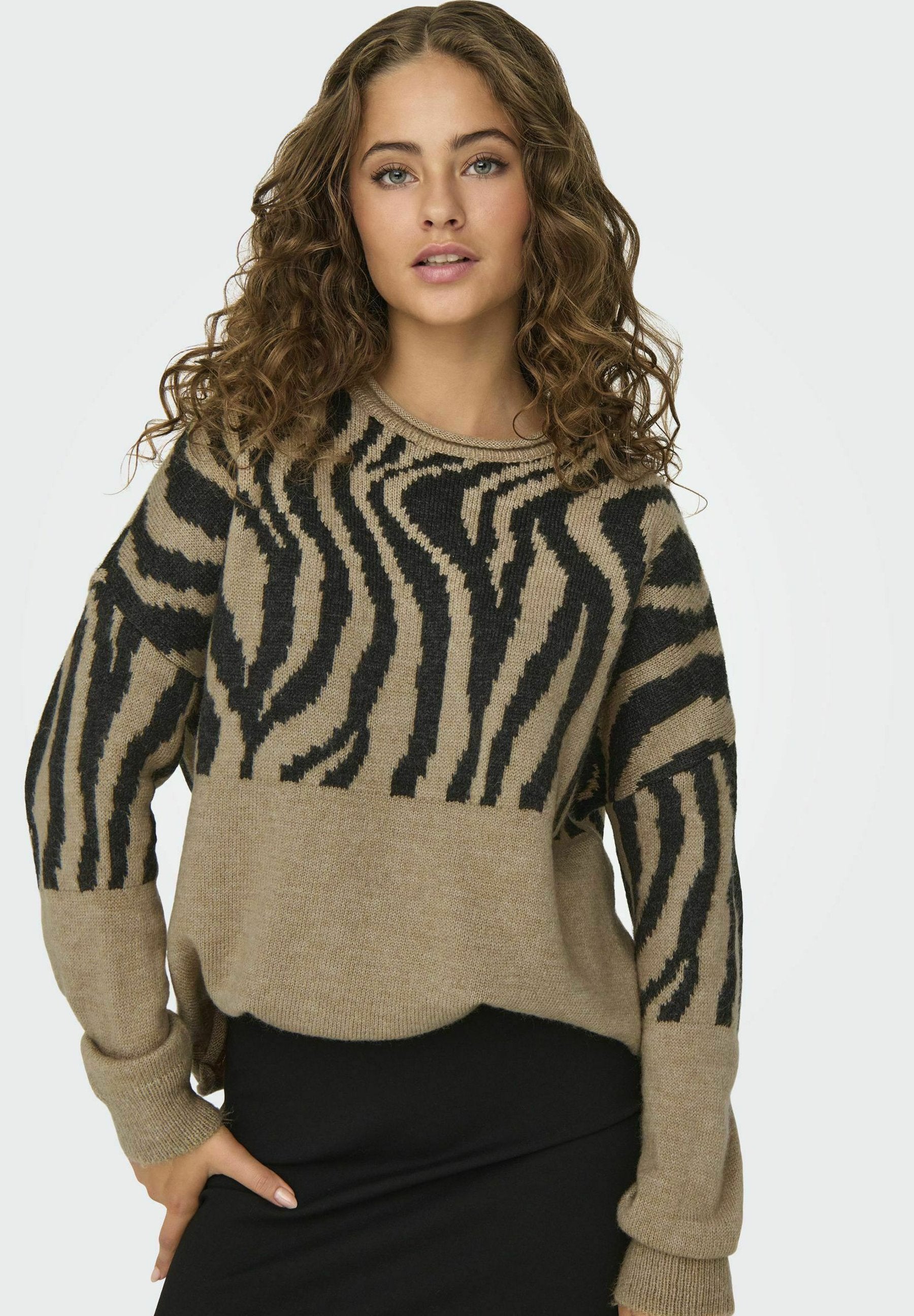 Knitted ONLJADE Knitted Media 5