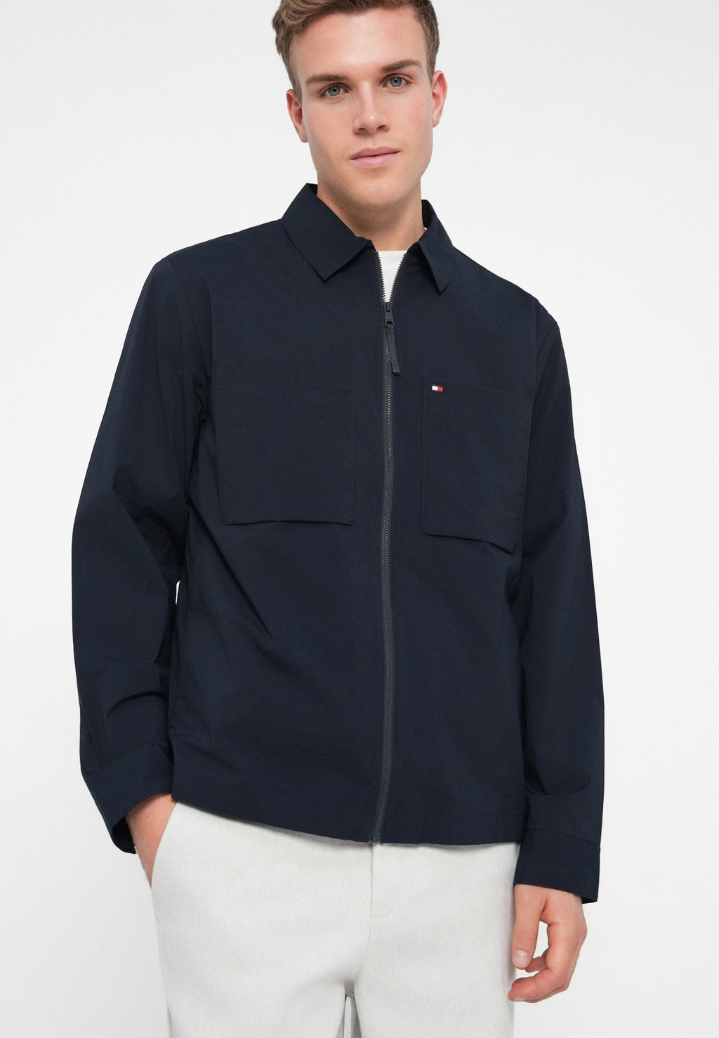 TECH OVERSHIRT Media 5
