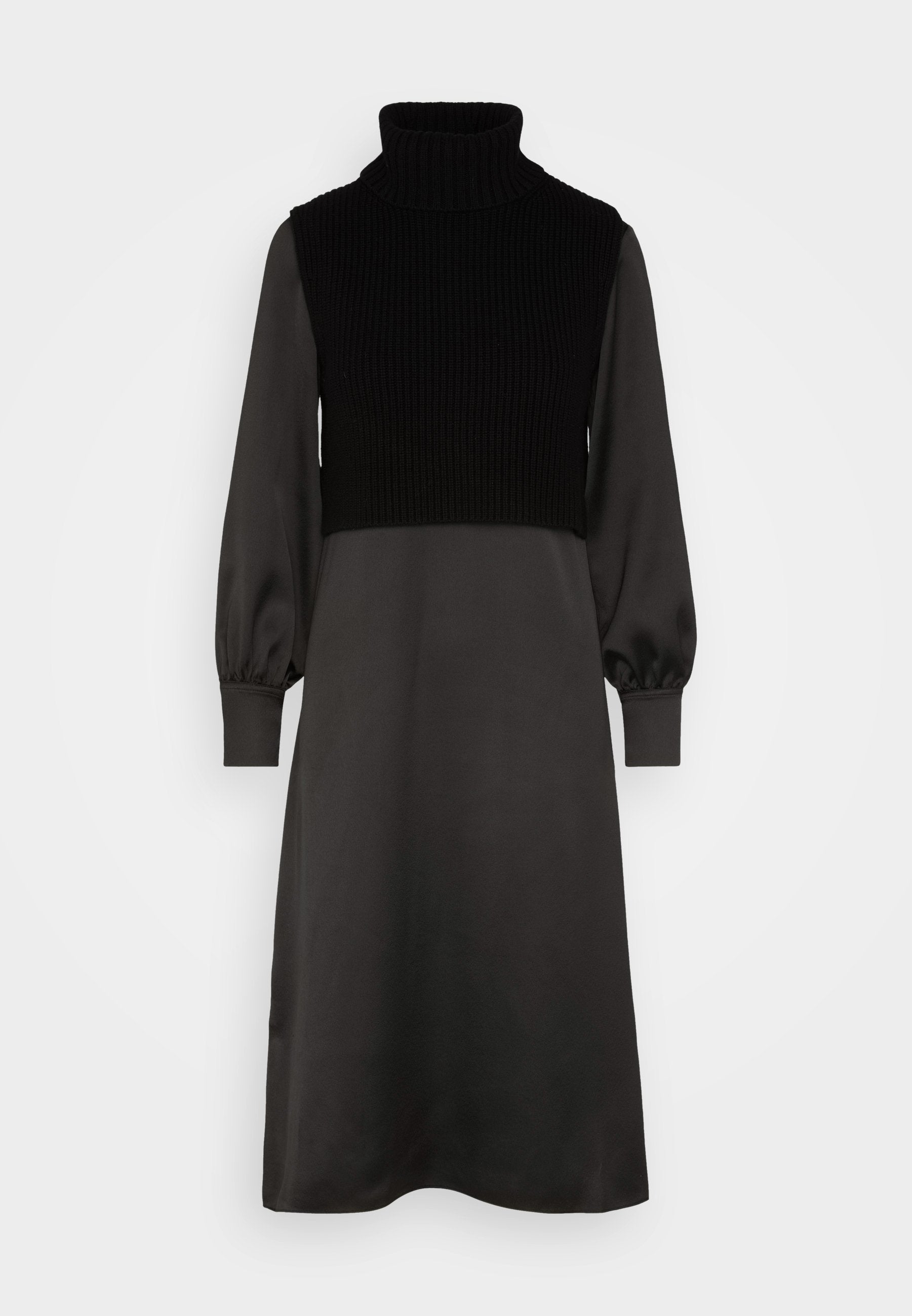 Schwarzes Kleid mit einem gerippten Rollkragenoberteil und einem fließenden Satinxrock, ausgestattet mit langen Puffärmeln und einem knie-langen Schnitt.