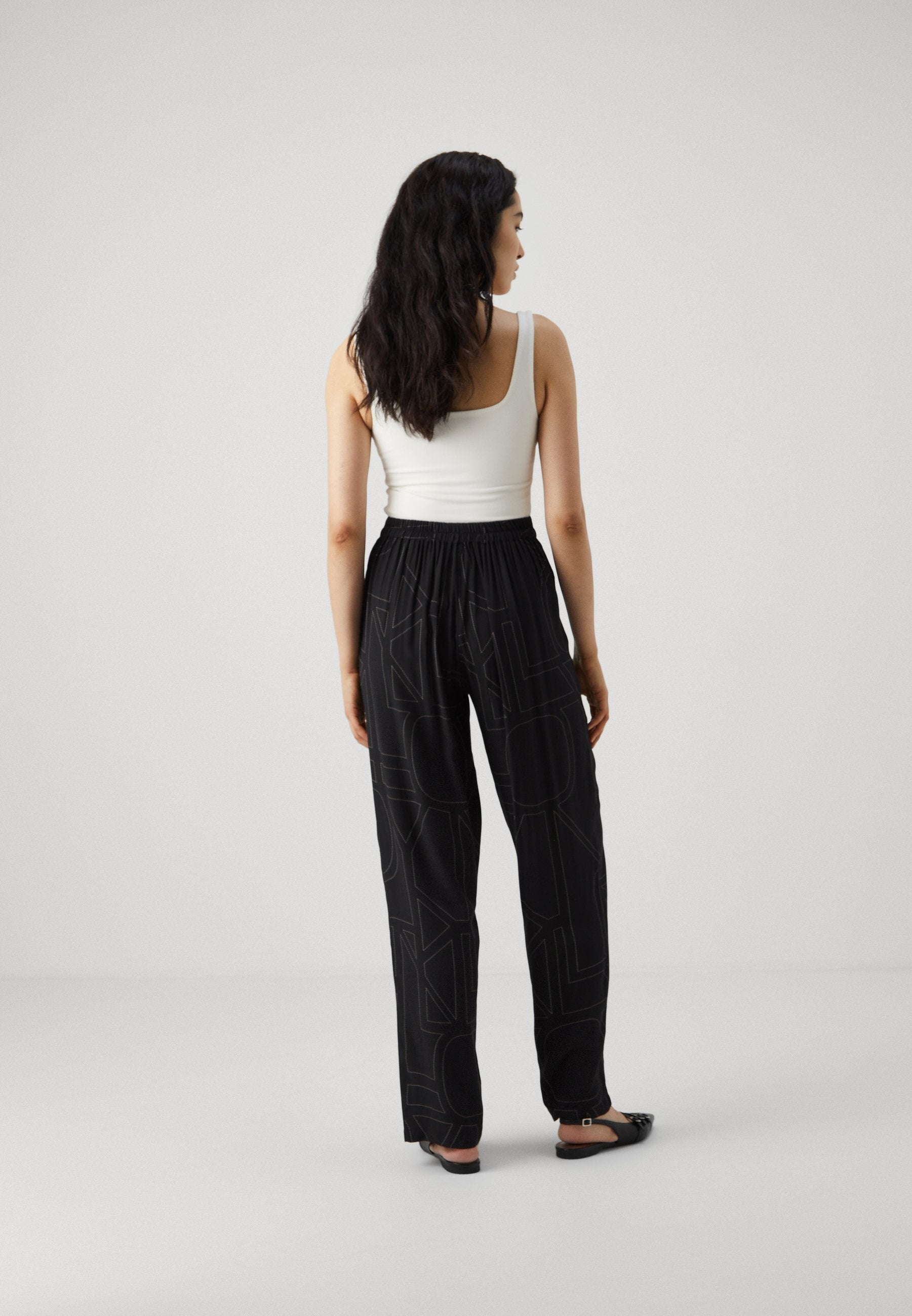 ONLDEA PALAZZO PANTS Media 4