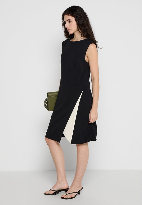 DKNY