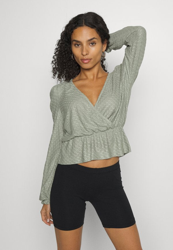 ONLY Petite ONLSTEFFIE V NECK