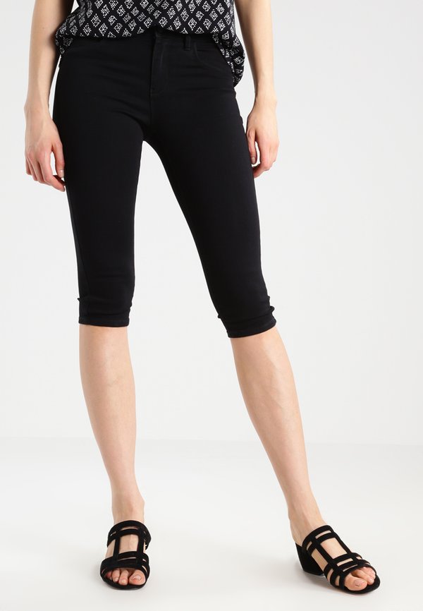 ONLY ONLRAIN REG SK KNICKERS - Denim shorts - black