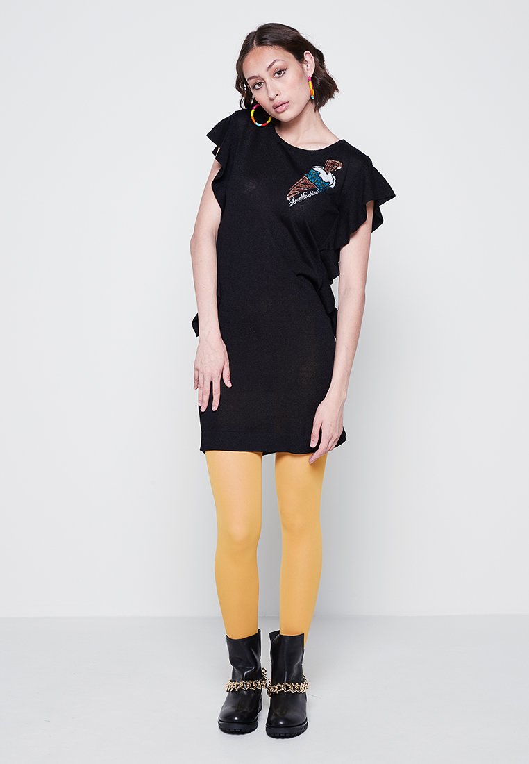 Love Moschino