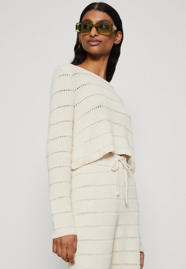 ONLY Petite ONLMARY LIFE O NECK