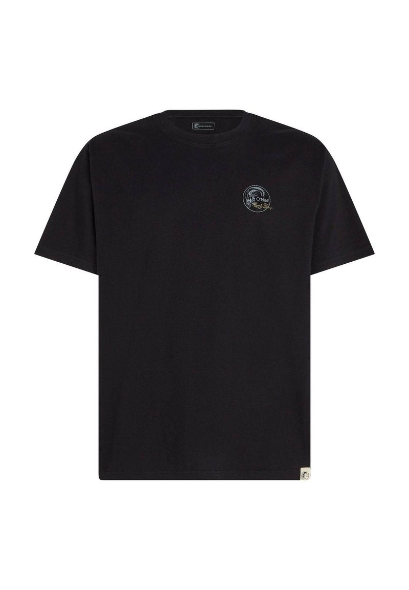 Schwarzes Baumwoll-T-Shirt mit kurzen Ärmeln, versehen mit einem kleinen mehrfarbigen Logo auf der linken Brustseite. Einfaches Design und lässige Passform.