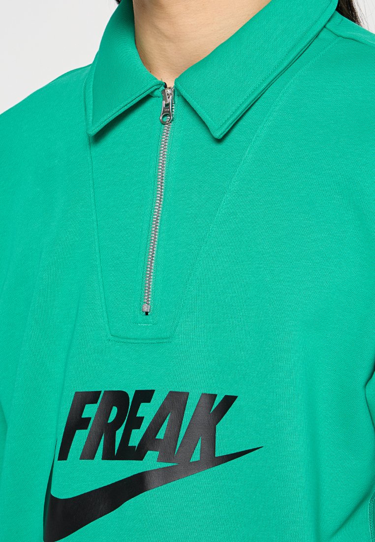 Nike Performance LOOSE FIT