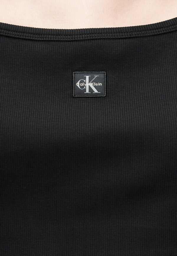 Calvin Klein Jeans LABEL CROP