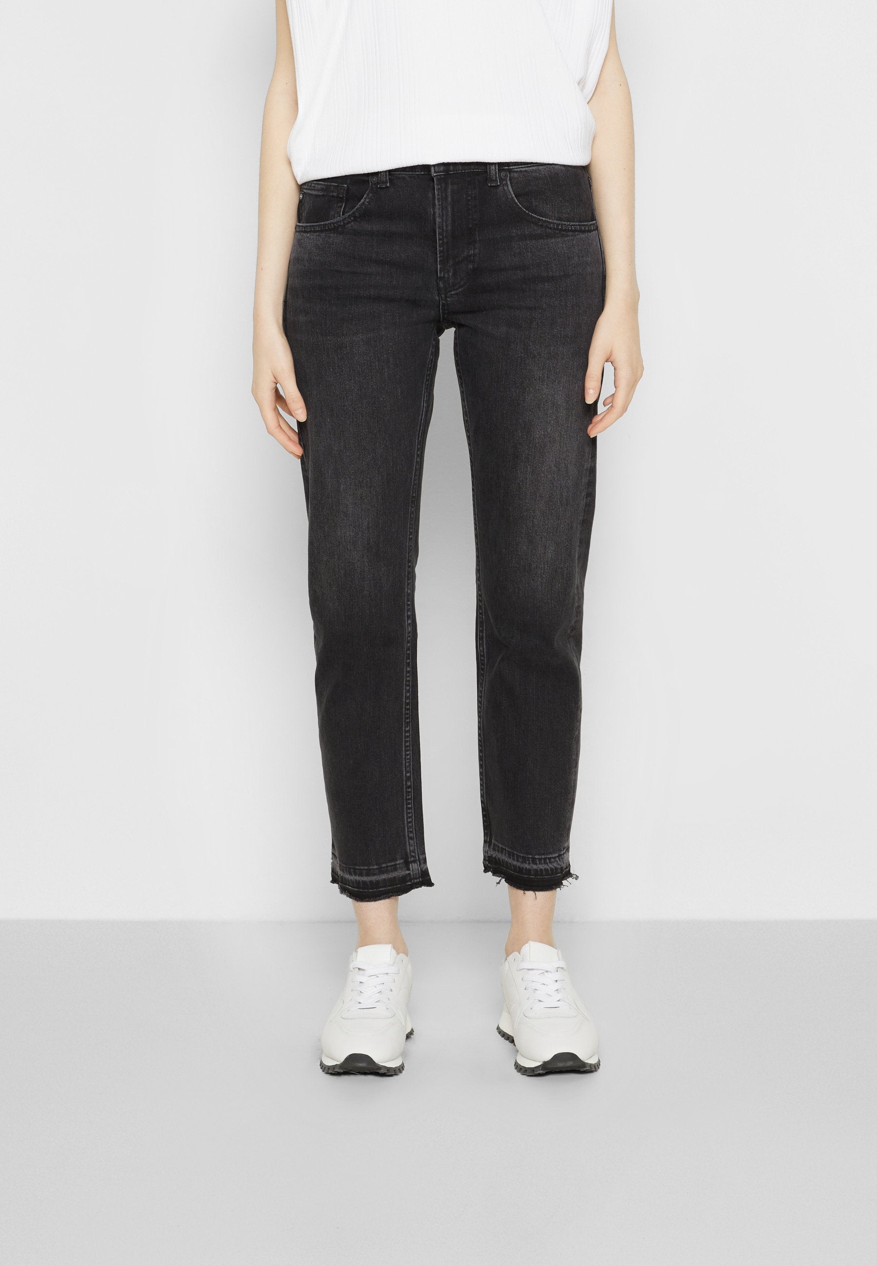 AG Jeans GIRLFRIEND MIDRISE