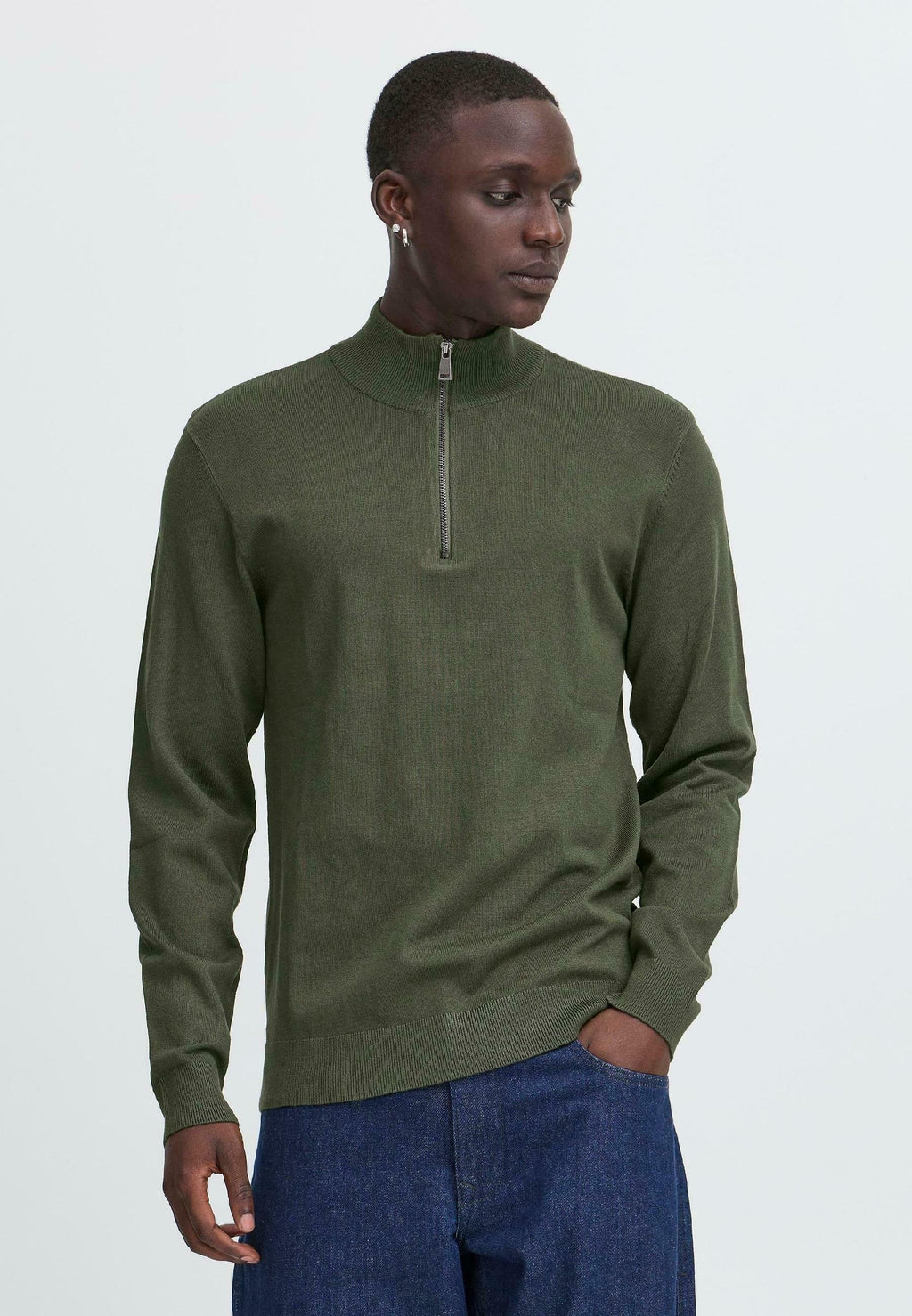 BHDAN FINE KNIT TROYER Media 3