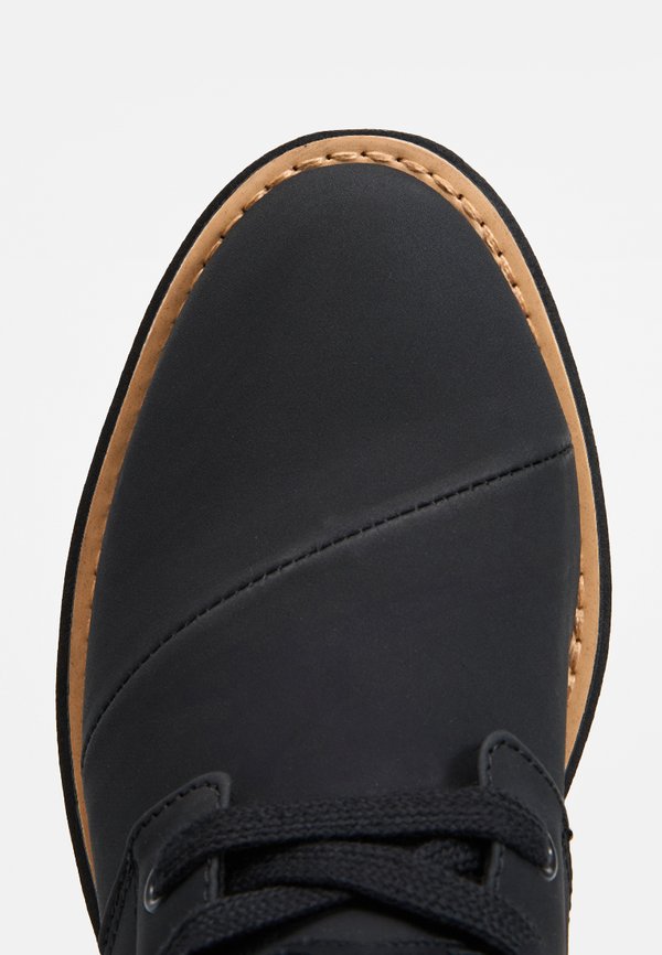 TOMS IONIE