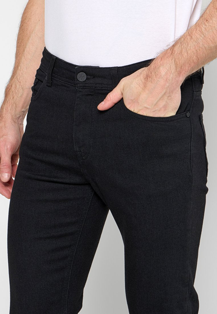 REGULAR FIT Media 5