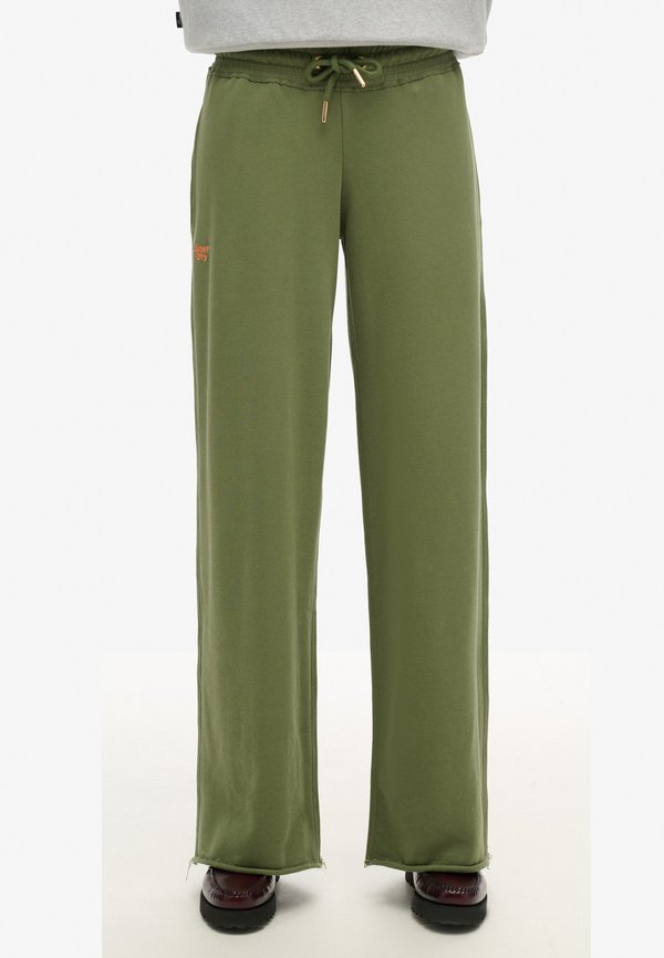 Superdry & Co ESSENTIAL LOGO STRAIGHT JOGGERS - Tracksuit bottoms - olive khaki