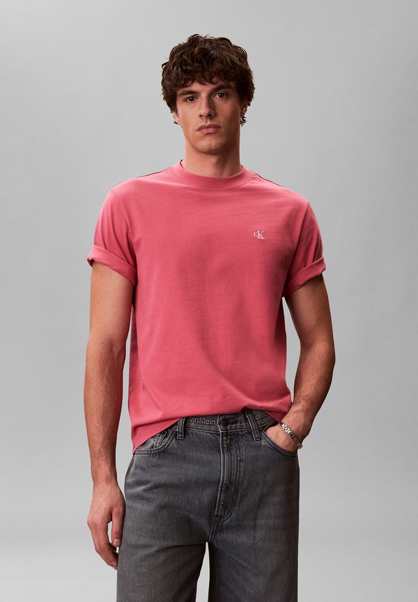 Calvin Klein Jeans Basic T-shirt - brilliant pink