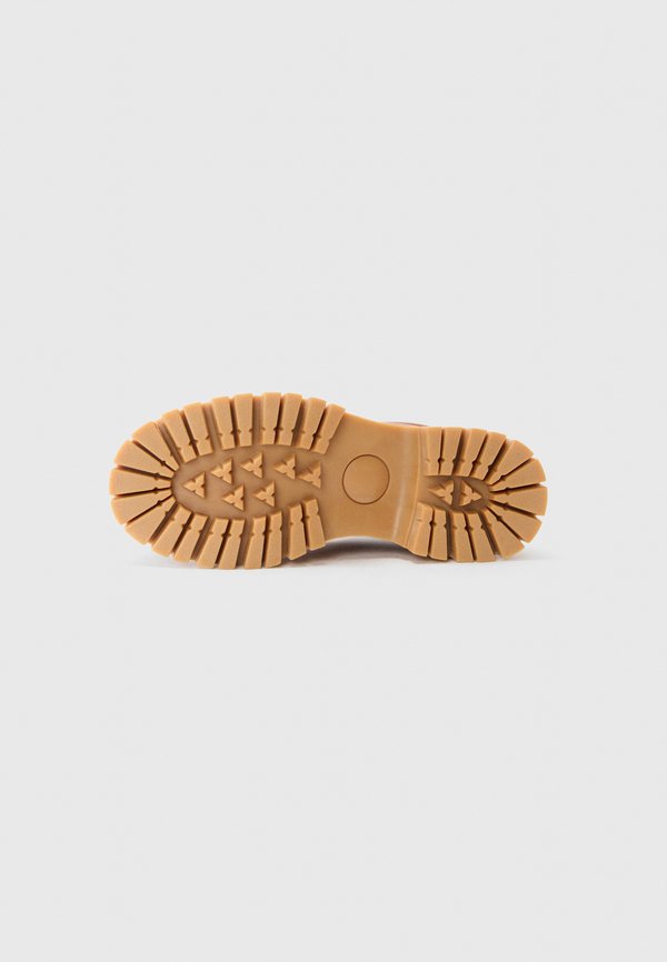 Koi Footwear HANSA