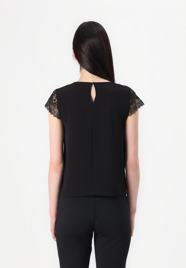ONLY ONLELVA V NECK