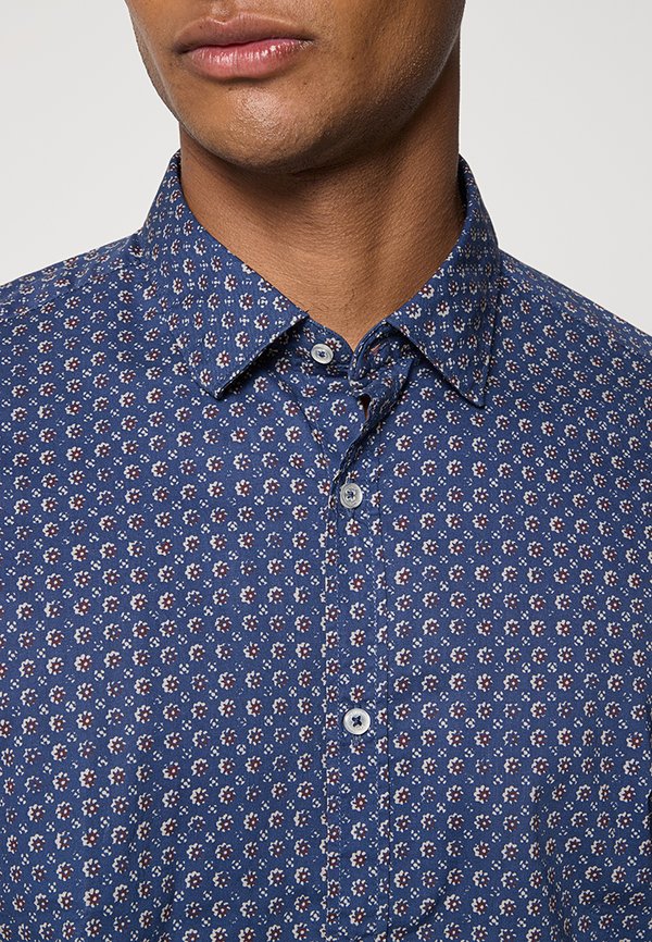 Gaudi REGULAR FIT