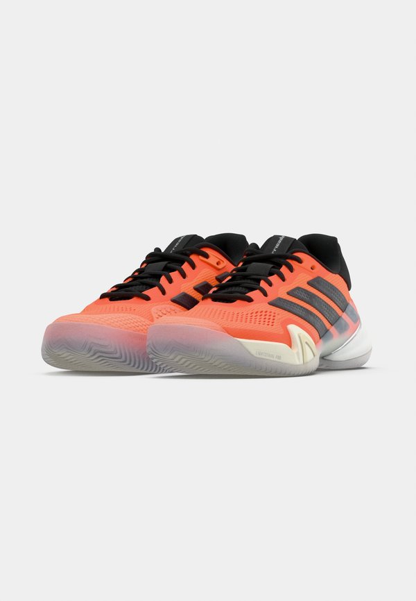 adidas Performance BARRICADE 14
