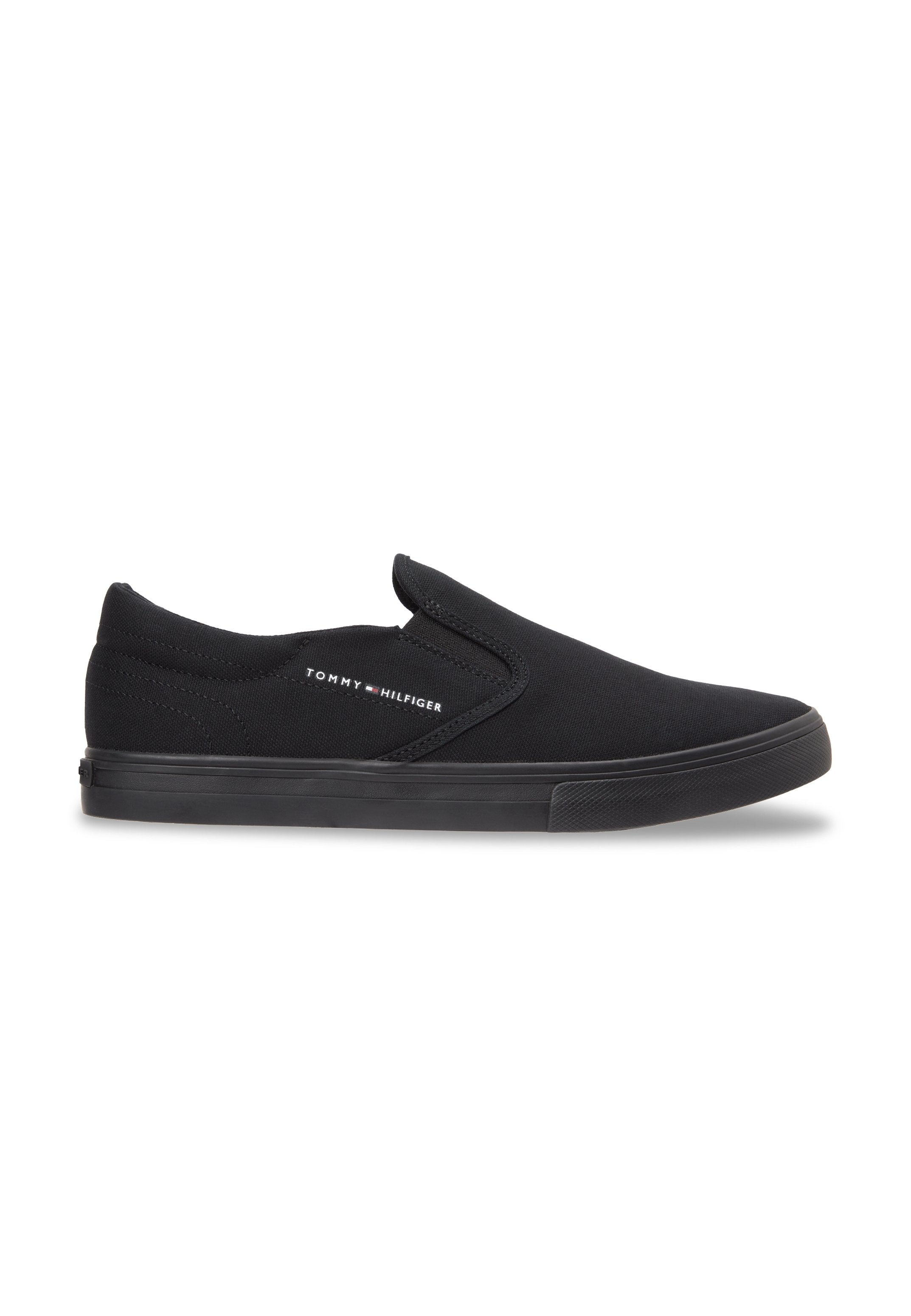CANVAS SLIP-ON TRAINERS Media 5