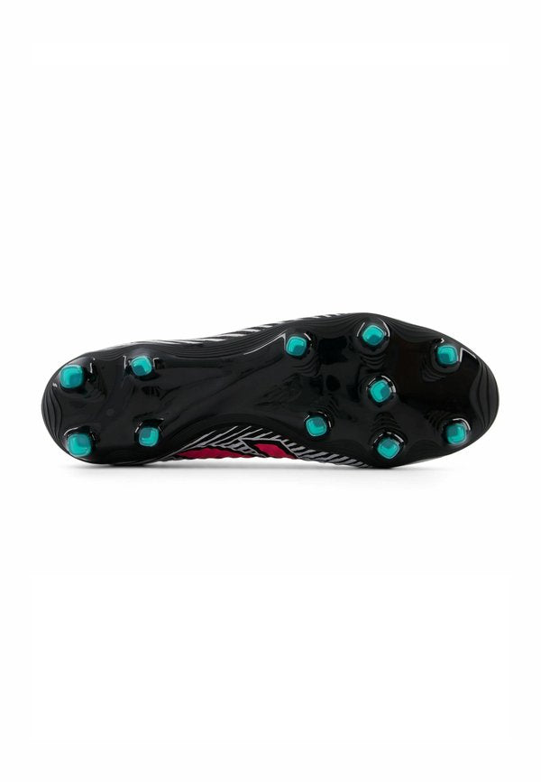 New Balance TEKELA MAGIA