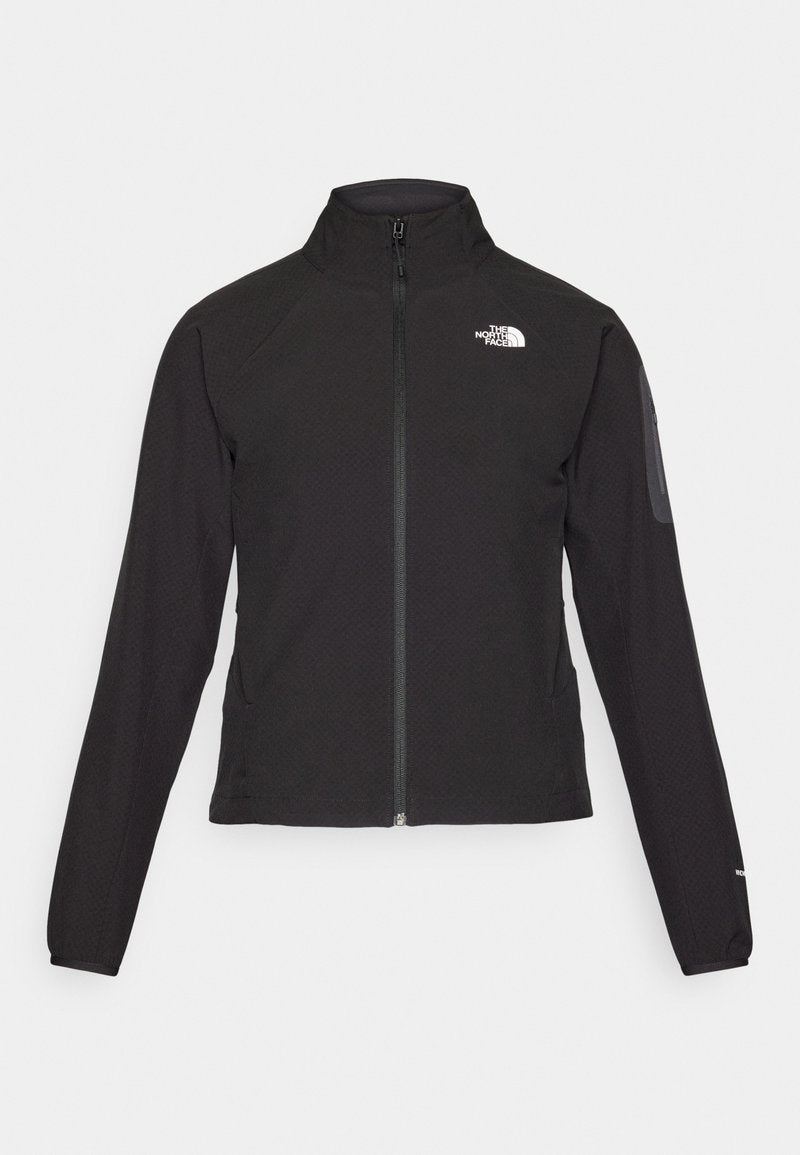 Schwarze Zip-Jacke mit hohem Kragen, strukturiertem Stoff und Logo auf der linken Brust. Verfügt über lange Ärmel und eine taillierte Passform.