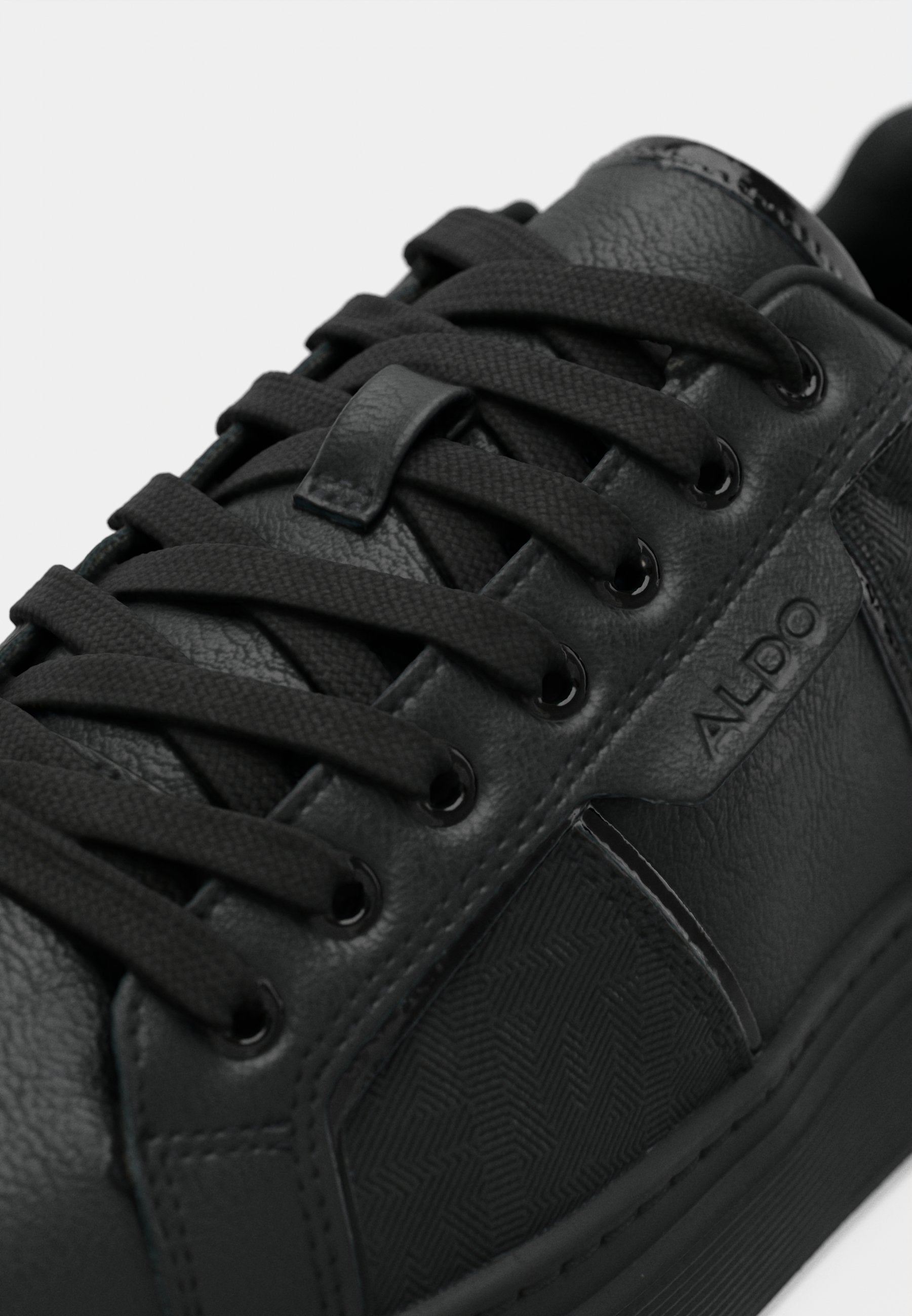 ALDO CCOURTLINE