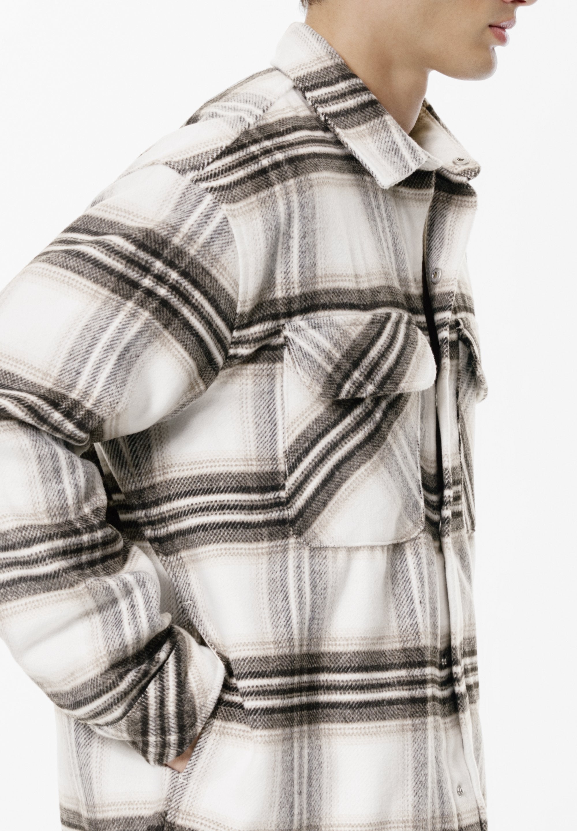 PULL&BEAR CHECK