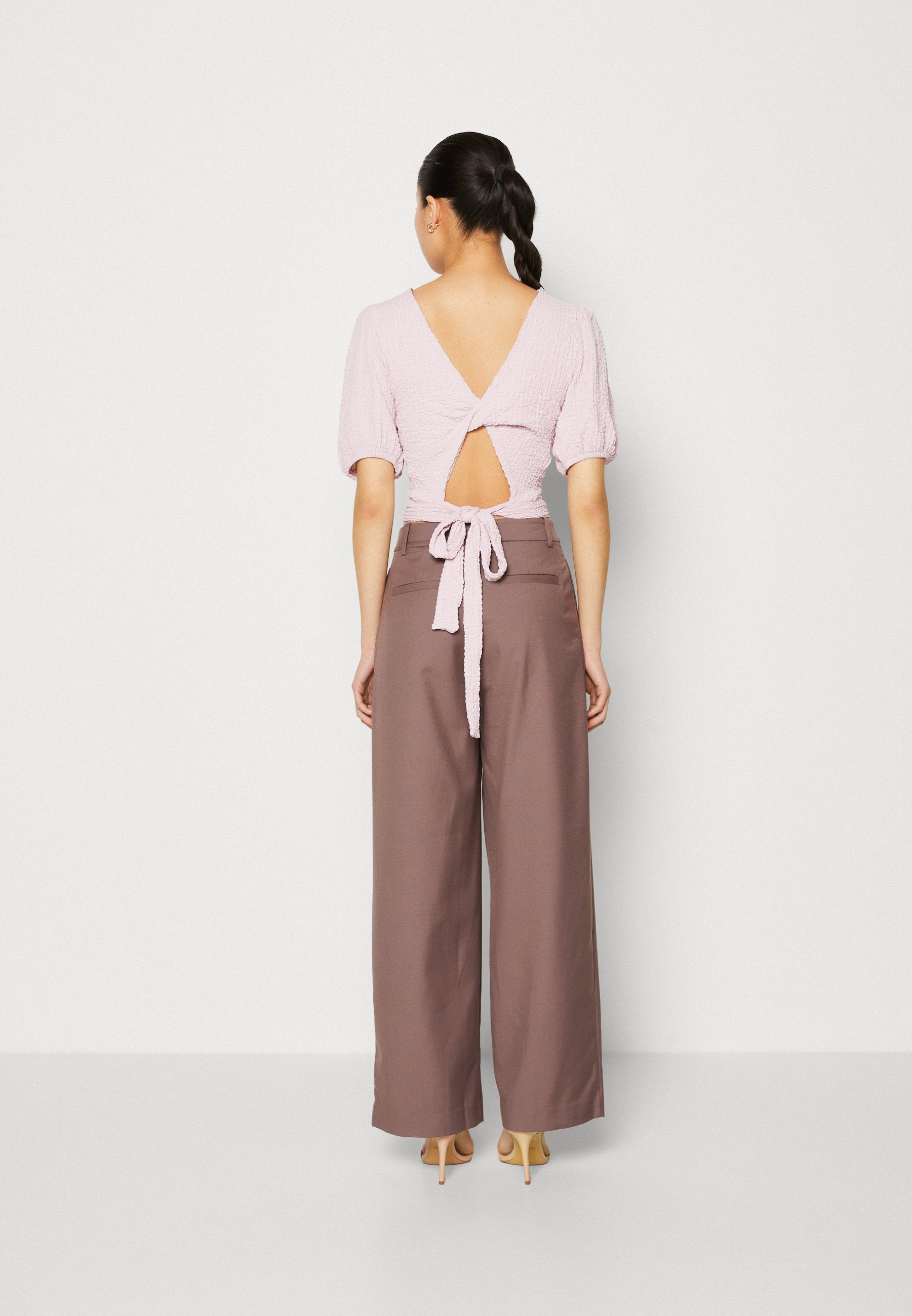 Gina Tricot SAGE