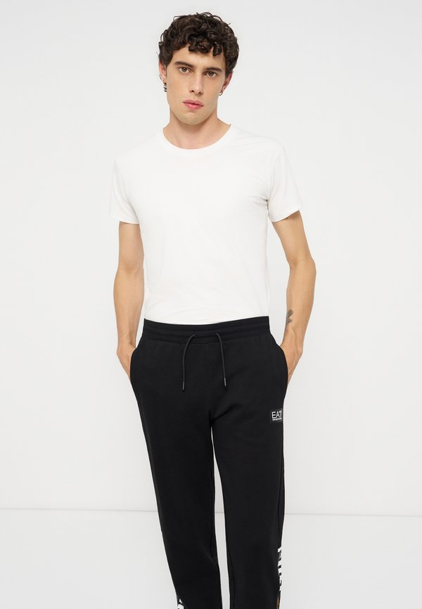 EA7 Emporio Armani