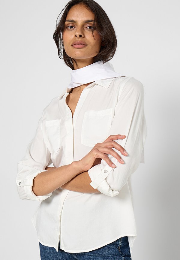 DKNY