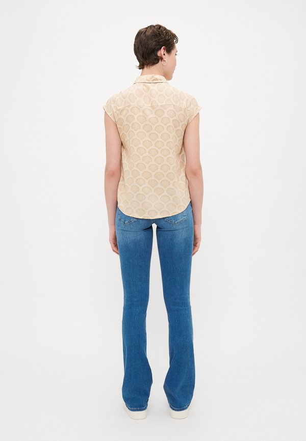ONLY Tall ONLNOVA LIFE VIS CLAY SHIRT