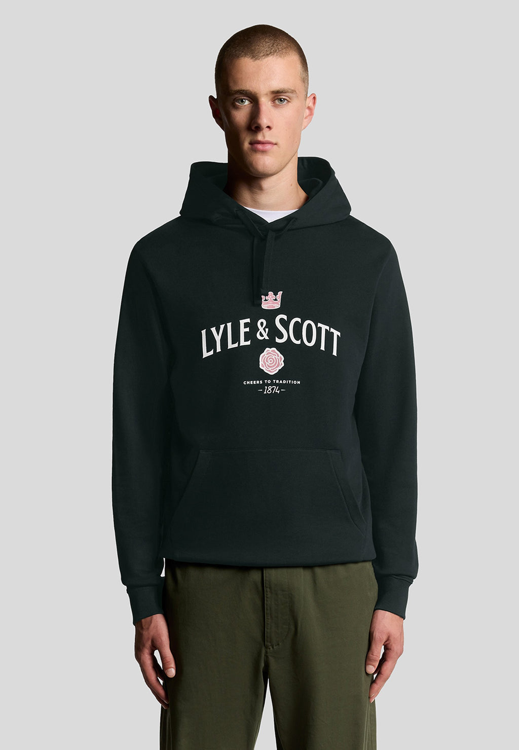 Lyle & Scott MID LAYERS CHEERS TO TRADITION GRAPHIC