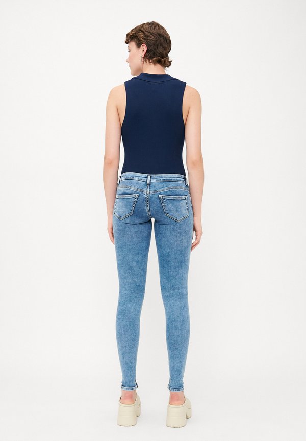 ONLY Tall ONLCORAL LOW WAIST
