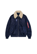 Marineblaues Bomberjacke mit einem cremefarbenen Kunstfellkragen, Reißverschluss, seitlichen Taschen, elastischen Bündchen und einem roten Etikett am Ärmel. Glattes, glänzendes Gewebe.